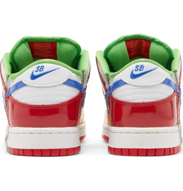 Nike SB Dunk Low Sandy Bodecker - KICKS FLOW