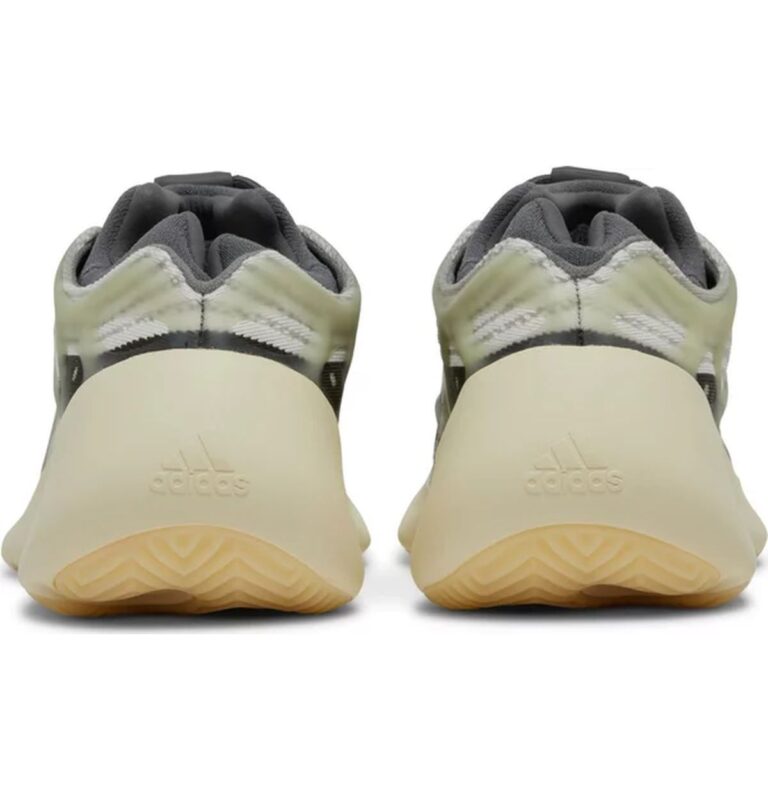 Yeezy 700 V3 Fade Salt - KICKS FLOW